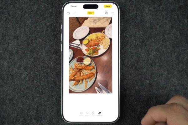 Cách dùng Clean Up trên iPhone để xóa vật thể thừa cực nhanh