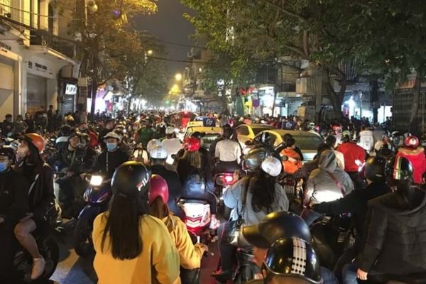 Những khu vực nào sẽ tiên phong hạn chế xe xăng?